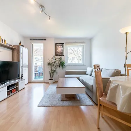 Privatapartment Messe-city Apartment *
